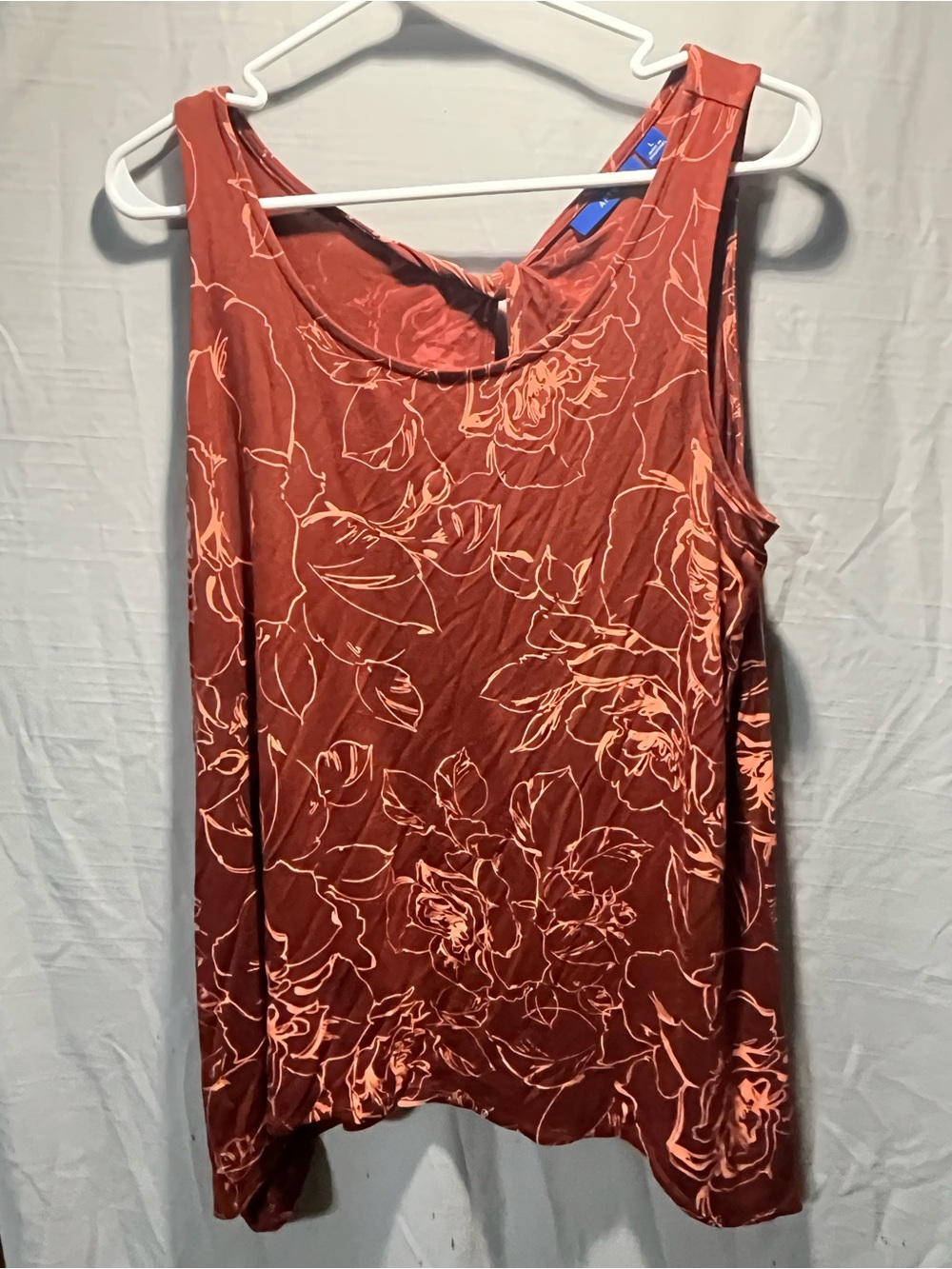 Women's Sleeveless Floral Tank Top - Rust Pink -